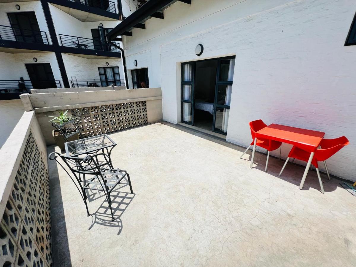 City Living Apartment 119 - Washer, 4K Tv, Fast Wifi, & Sunny Balcony Johannesburg Exteriör bild