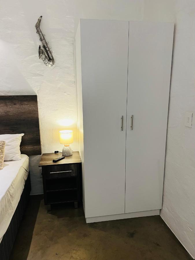 City Living Apartment 119 - Washer, 4K Tv, Fast Wifi, & Sunny Balcony Johannesburg Exteriör bild