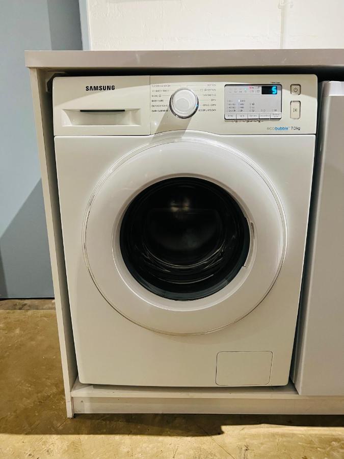 City Living Apartment 119 - Washer, 4K Tv, Fast Wifi, & Sunny Balcony Johannesburg Exteriör bild