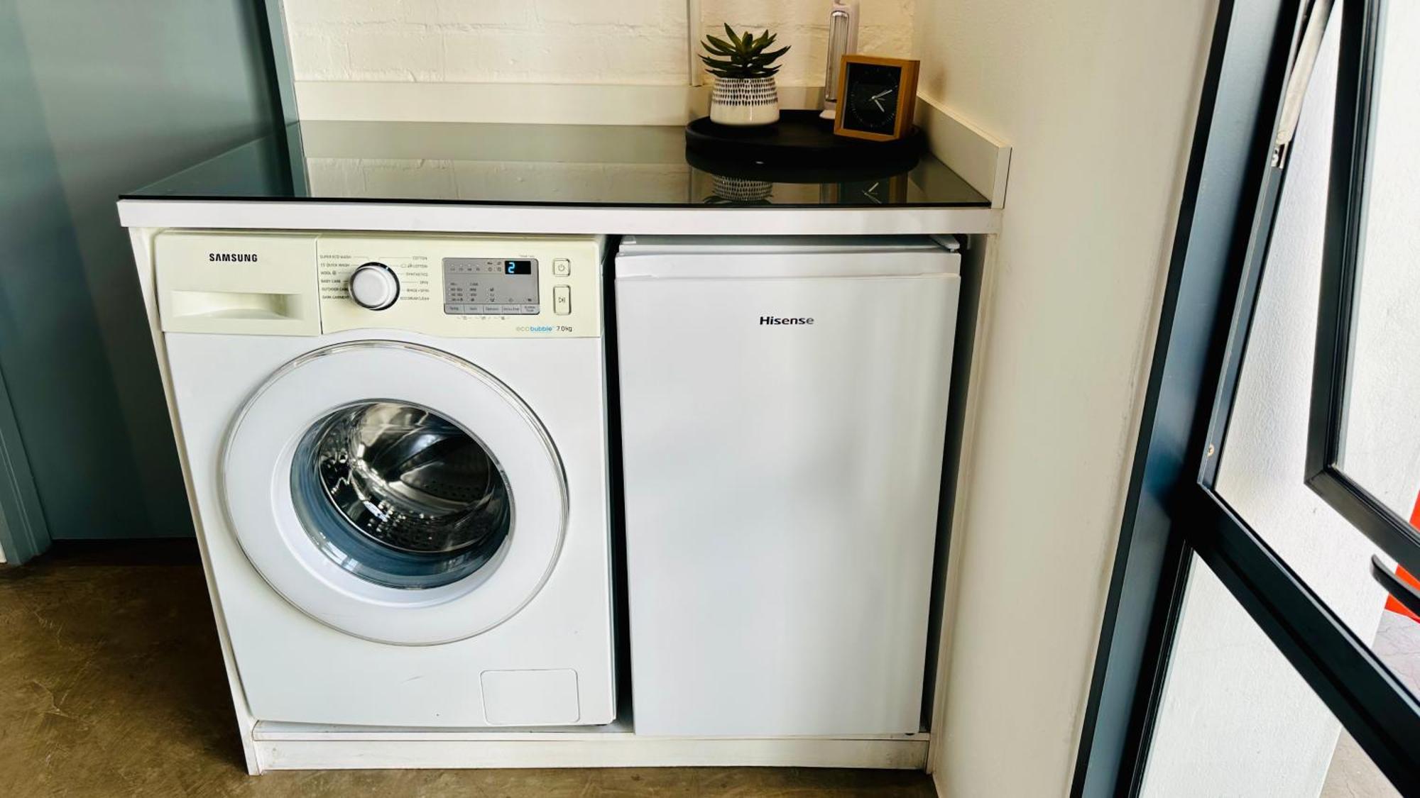 City Living Apartment 119 - Washer, 4K Tv, Fast Wifi, & Sunny Balcony Johannesburg Exteriör bild